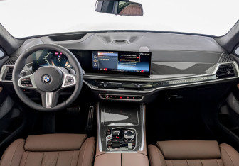 Новый BMW X5 2025 (10 фото)