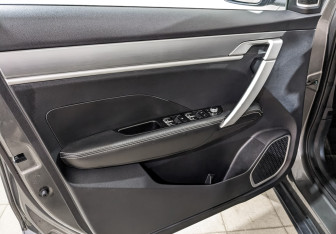 Подержанный автомобиль Geely Coolray 2022 года (18 фото)