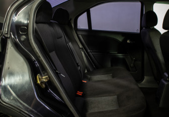 Подержанный автомобиль Ford Mondeo Sedan 2006 года (9 фото)