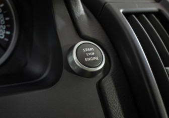 Подержанный автомобиль Land Rover Freelander 2011 года (12 фото)