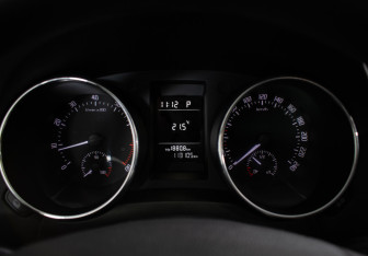 Подержанный автомобиль Skoda Yeti 2012 года (12 фото)