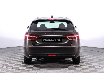Подержанный автомобиль LADA (ВАЗ) Vesta Wagon 2021 года (4 фото)