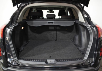 Подержанный автомобиль FAW Besturn X80 2018 года (15 фото)