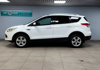 Подержанный автомобиль Ford Kuga 2013 года (8 фото)