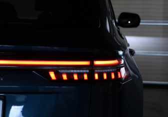 Подержанный автомобиль Geely Monjaro 2023 года (25 фото)
