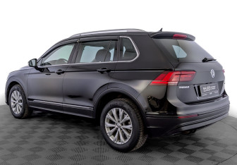 Подержанный автомобиль Volkswagen Tiguan 2017 года (7 фото)