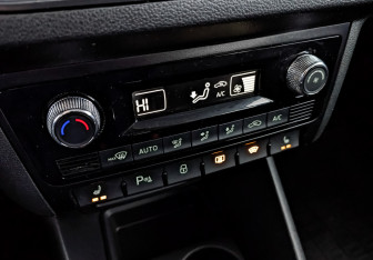 Подержанный автомобиль Skoda Rapid Liftback 2022 года (21 фото)