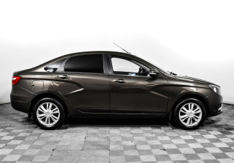 Подержанный автомобиль LADA (ВАЗ) Vesta Sedan 2016 года (4 фото)