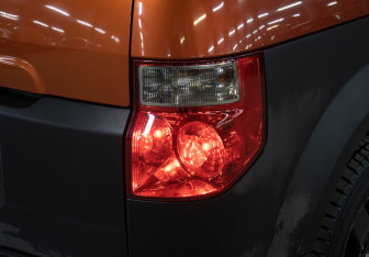 Подержанный автомобиль Honda Element 2004 года (20 фото)