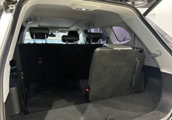 Подержанный автомобиль Chery Tiggo 8 2023 года (18 фото)