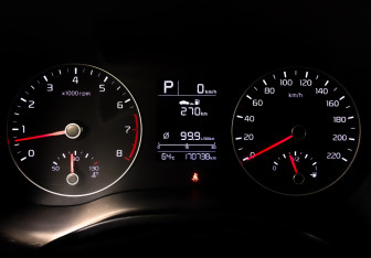 Подержанный автомобиль Kia Rio Hatchback 2021 года (13 фото)