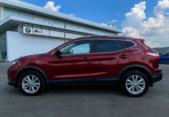 Подержанный автомобиль Nissan Qashqai 2018 года (8 фото)