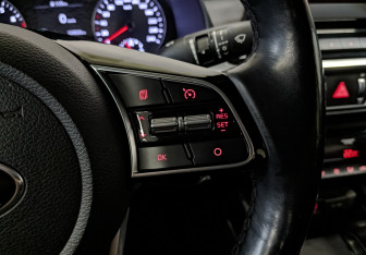 Подержанный автомобиль Kia Cerato Sedan 2019 года (26 фото)