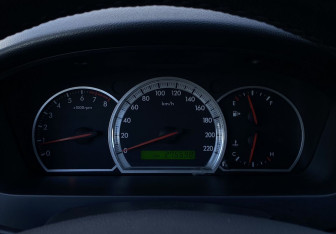 Подержанный автомобиль Chevrolet Epica 2008 года (21 фото)