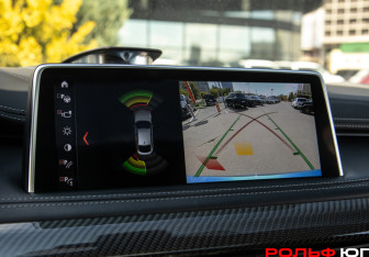Подержанный автомобиль BMW X6 M 2019 года (17 фото)