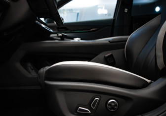 Подержанный автомобиль Changan UNI-V 2024 года (23 фото)