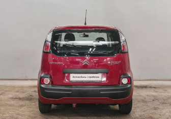 Подержанный автомобиль Citroen C3 Picasso 2010 года (6 фото)