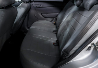 Подержанный автомобиль Chevrolet Aveo Sedan 2010 года (10 фото)