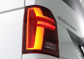 Подержанный автомобиль Volkswagen Caravelle 2021 года (23 фото)