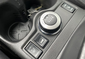 Подержанный автомобиль Nissan X-Trail 2018 года (15 фото)