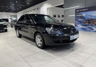 Подержанный автомобиль Mitsubishi Lancer Sedan 2007 года (3 фото)