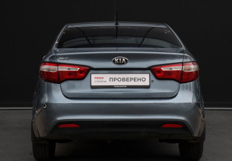 Подержанный автомобиль Kia Rio Sedan 2014 года (6 фото)