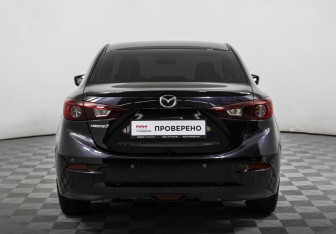 Подержанный автомобиль Mazda 3 Sedan 2015 года (6 фото)