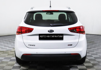 Подержанный автомобиль Kia Ceed Hatchback 2016 года (4 фото)