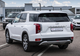 Подержанный автомобиль Hyundai Palisade 2021 года (7 фото)