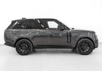 Подержанный автомобиль Land Rover Range Rover 2024 года (4 фото)