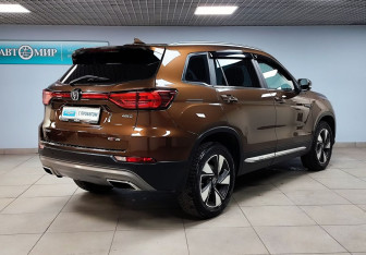 Подержанный автомобиль Changan CS75 2022 года (5 фото)