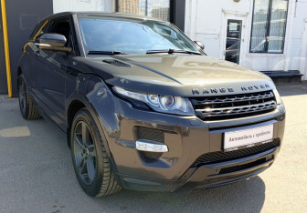 Подержанный автомобиль Land Rover Range Rover Evoque 2012 года (3 фото)