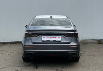 Подержанный автомобиль Omoda S5 2023 года (6 фото)