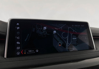 Подержанный автомобиль BMW X6 2018 года (19 фото)