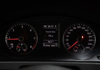 Подержанный автомобиль Volkswagen Multivan 2010 года (16 фото)