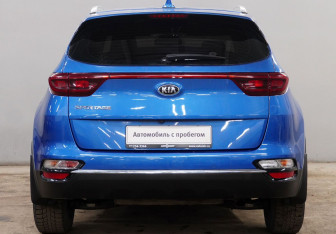 Подержанный автомобиль Kia Sportage 2018 года (7 фото)