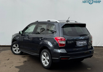 Подержанный автомобиль Subaru Forester Suv 2014 года (6 фото)