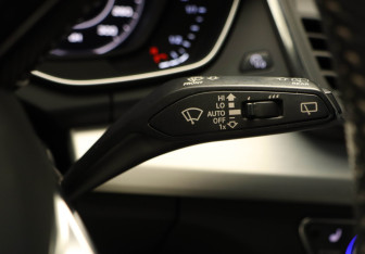 Подержанный автомобиль Audi Q5 2017 года (25 фото)