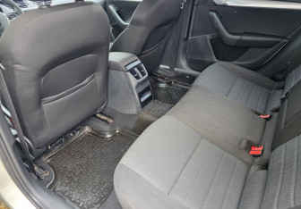 Подержанный автомобиль Skoda Octavia Liftback 2014 года (10 фото)