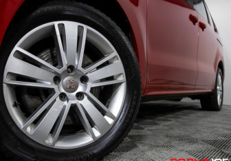 Подержанный автомобиль SEAT Alhambra 2014 года (24 фото)