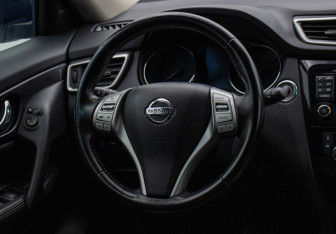 Подержанный автомобиль Nissan X-Trail 2018 года (15 фото)