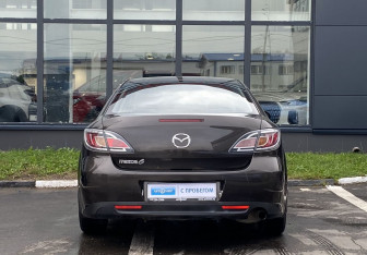 Подержанный автомобиль Mazda 6 Sedan 2010 года (6 фото)