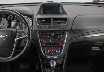 Подержанный автомобиль Opel Mokka 2014 года (14 фото)