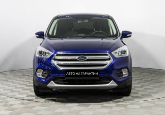 Подержанный автомобиль Ford Kuga 2019 года (2 фото)