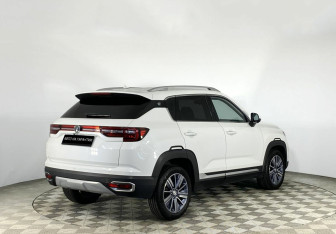 Подержанный автомобиль Changan CS35PLUS 2021 года (3 фото)