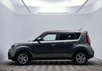Подержанный автомобиль Kia Soul 2018 года (2 фото)