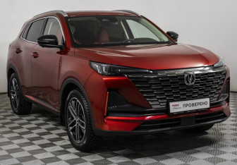 Подержанный автомобиль Changan CS55PLUS 2023 года (3 фото)