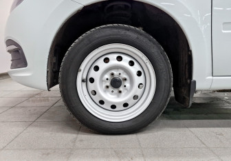 Подержанный автомобиль LADA (ВАЗ) Granta Sedan 2024 года (18 фото)