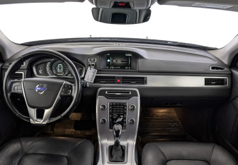 Подержанный автомобиль Volvo XC70 2014 года (14 фото)