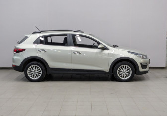 Подержанный автомобиль Kia Rio Hatchback 2020 года (28 фото)